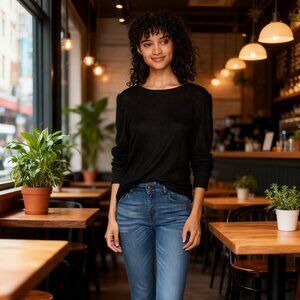 WALLFLOWER Junior's Balloon Long Sleeve Top, Jet Black, Small